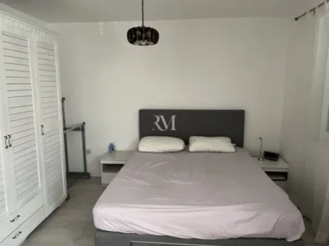 Izdavanje, jednosoban stan, 35m², Risan, Kotor - image 3