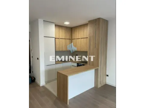 Izdavanje, trosoban stan, 90m², Novi Beograd Blok 67, Novi Beograd Sve Podlokacije - image 2