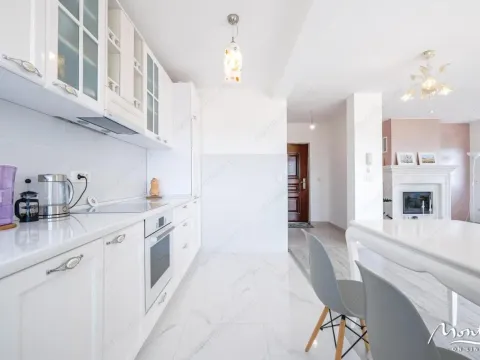 Prodaja, trosoban stan, 116m², Tivat, Crna Gora - image 6