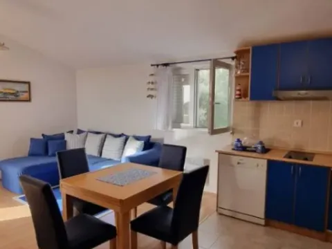 Sale, one bedroom apartment, 52m², Petrovac, Budva - image 5