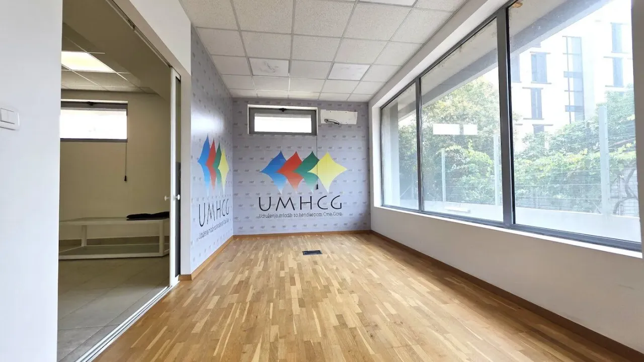 Rent, office space, 180m², Stara Varoš, Podgorica