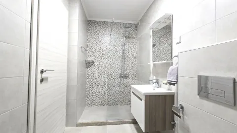 Prodaja, trosoban stan, 109m², Ljubović, Podgorica - image 14