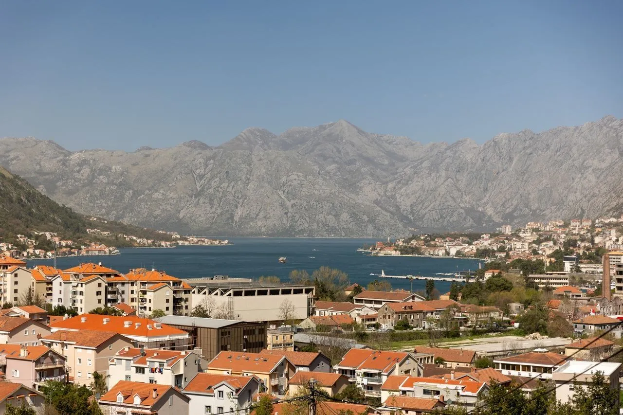 Prodaja, kuća, 160m², Škaljari, Kotor
