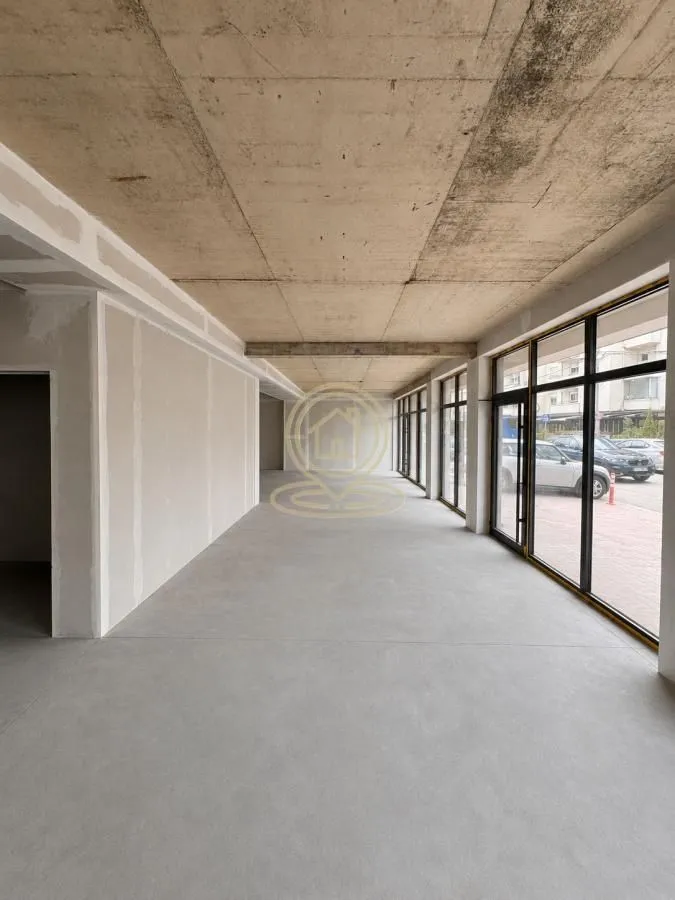 Rent, office space, 200m², Žarkovo, Beograd
