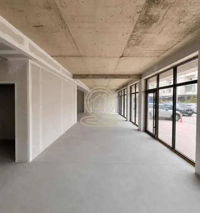 Rent, office space, 200m², Žarkovo, Beograd