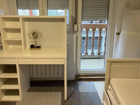 Izdavanje, dvosoban stan, 72m², Lekino Brdo, Voždovac Sve Podlokacije - image 12