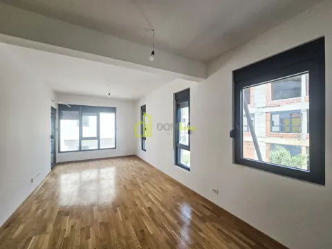 Prodaja, dvosoban stan, 67m², Donja Gorica, Podgorica - image 14