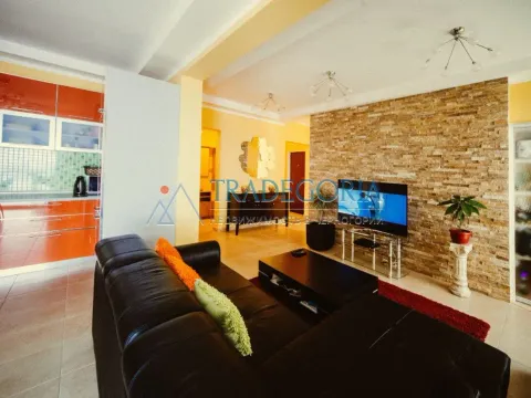 Prodaja, kuća, 265m², Dobra Voda, Bar - image 21