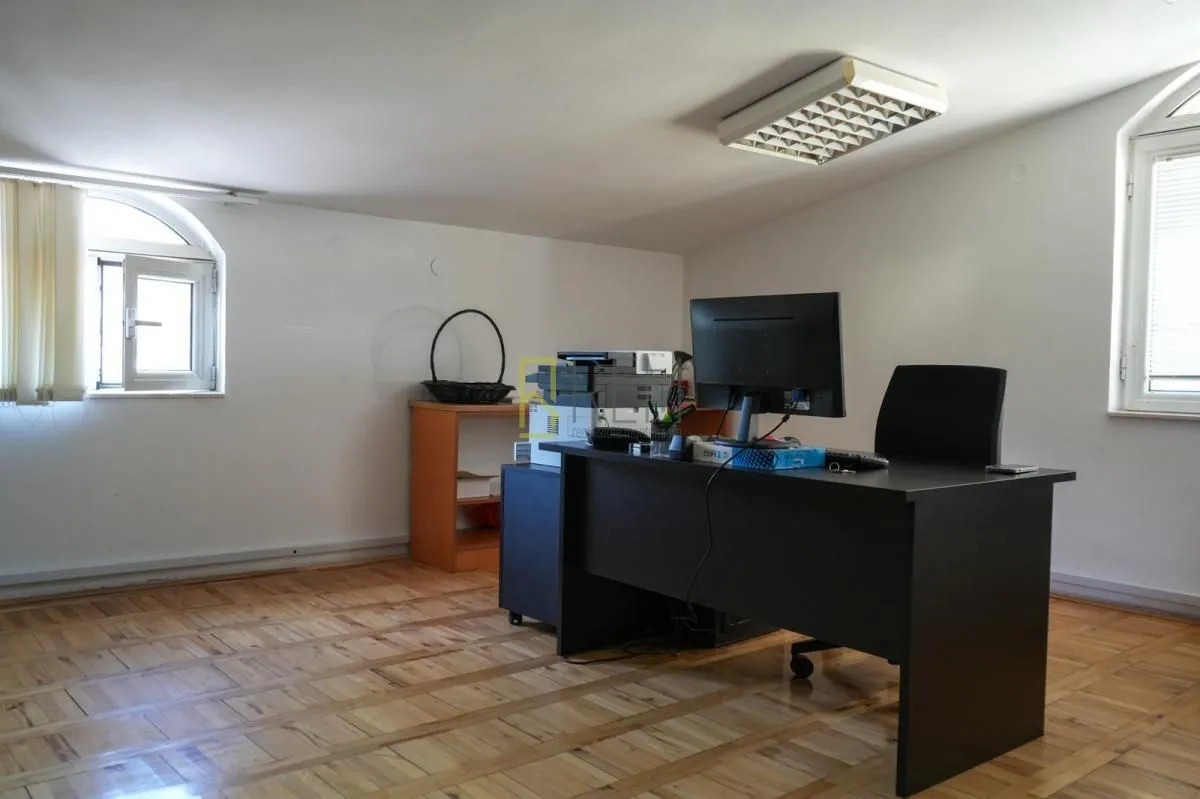 Sale, office space, 145m², Centar, Podgorica
