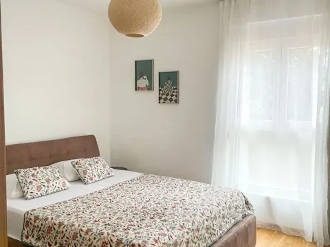 Rent, two bedroom apartment, 87m², Malo Brdo, Podgorica - image 8