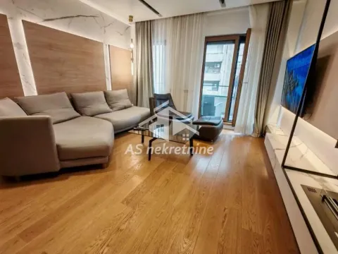 Izdavanje, trosoban stan, 100m², Savski Venac, Beograd - image 3