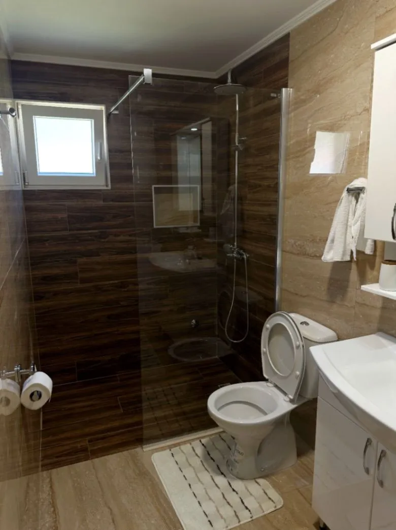 Rent, three bedroom apartment, 120m², Mrčevac, Tivat