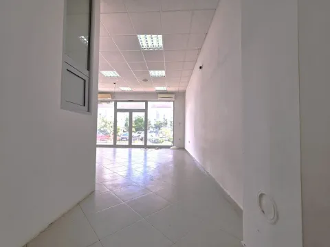 Rent, office space, 67m², Tuški Put, Podgorica - image 4
