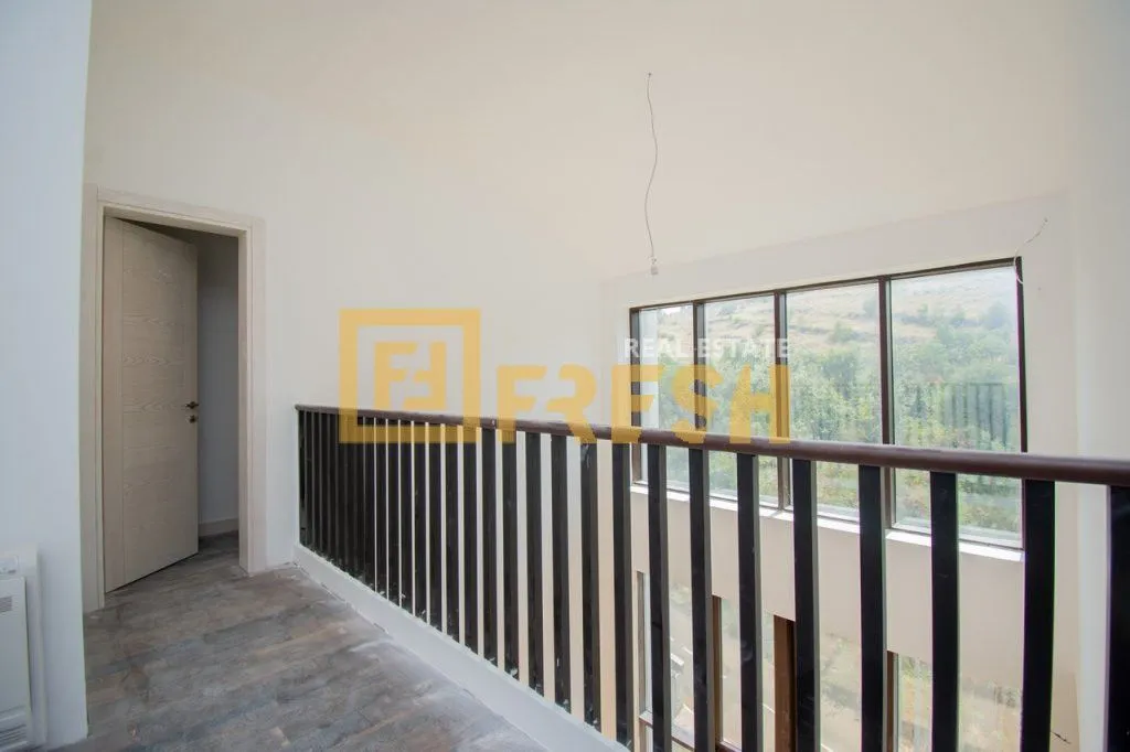Prodaja, četvorosoban stan, 151m², Gornja Gorica, Podgorica