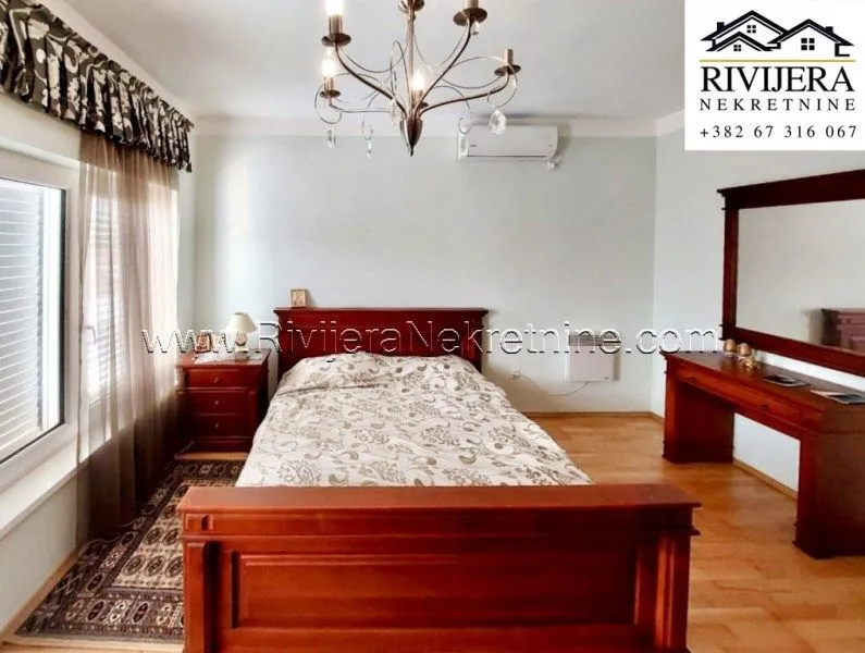 Prodaja, kuća, 225m², Kumbor, Herceg Novi