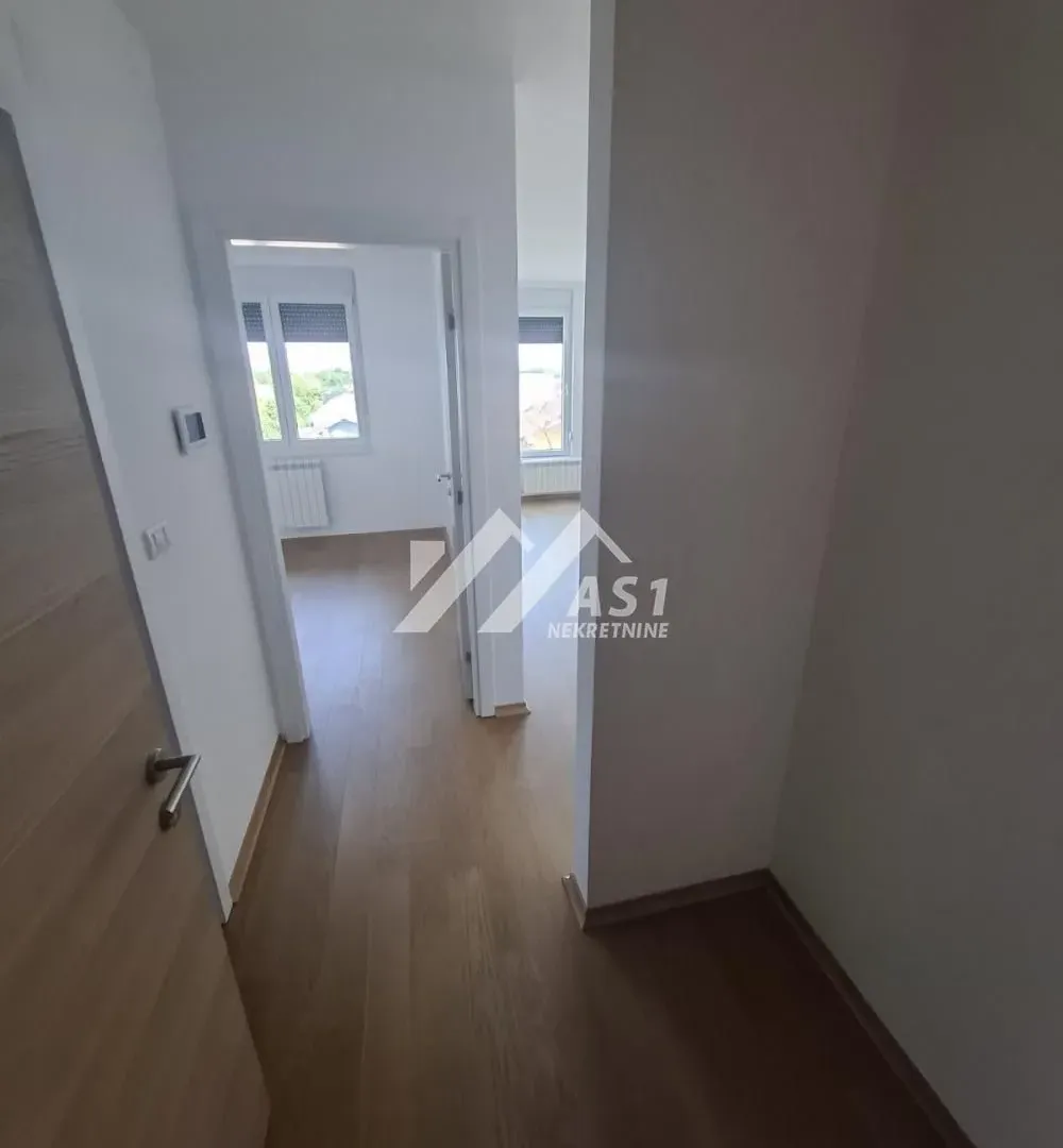Prodaja, jednosoban stan, 43m², Salajka, Novi Sad Sve Podlokacije
