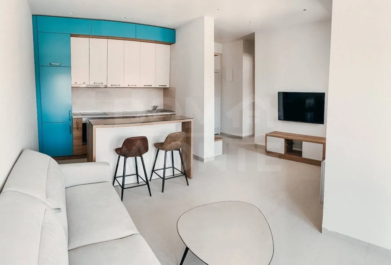 Rent, one bedroom apartment, 40m², Tivat, Crna Gora