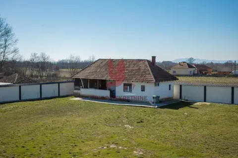Sale, house, 302m², Mladenovac, Beograd - image 18