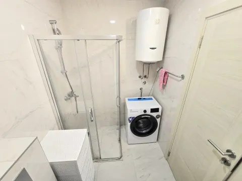 Rent, one bedroom apartment, 45m², Rozino, Budva - image 9