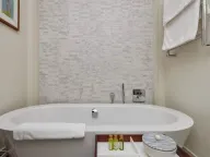 Prodaja, trosoban stan, 200m², Tivat, Crna Gora - image 9