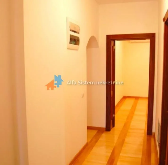 Rent, apartment, 250m², Savski Venac, Beograd