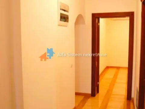 Rent, apartment, 250m², Savski Venac, Beograd - image 18