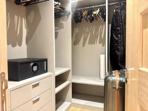 Izdavanje, četvorosoban stan, 228m², Porto Montenegro, Tivat - image 23