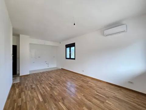 Sale, one bedroom apartment, 42m², Ilino, Bar - image 3