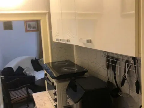 Rent, one bedroom apartment, 45m², Slavija, Vračar Sve Podlokacije - image 7