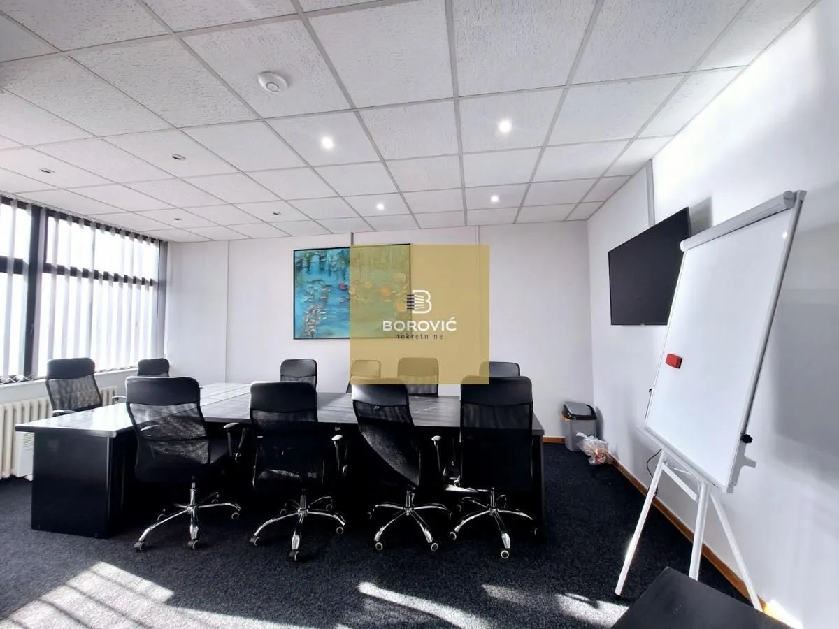 Sale, office space, 315m², Banovo Brdo, Beograd