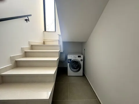 Izdavanje, dvosoban stan, 86m², Kava, Tivat - image 10