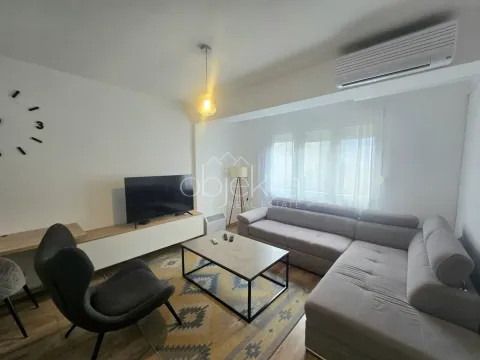 Rent, apartment, 68m², Tivat, Crna Gora - image 3