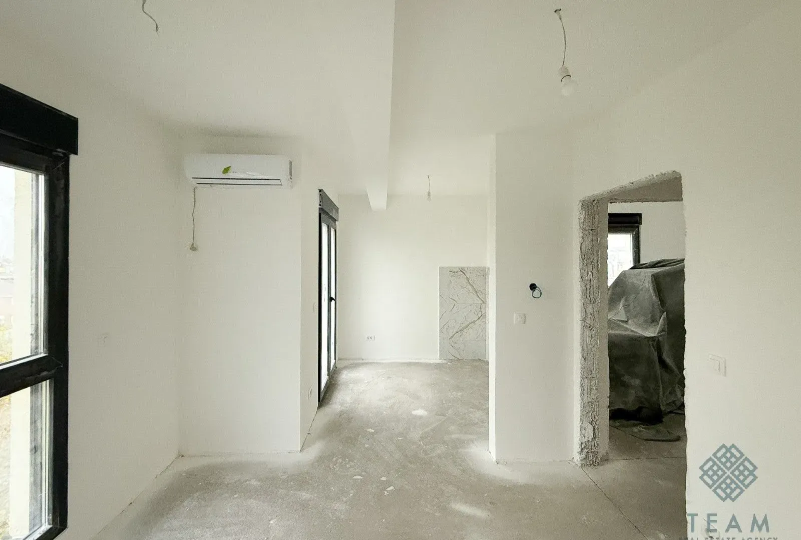 Prodaja, jednosoban stan, 32m², Kod Big Fashion-a, Podgorica