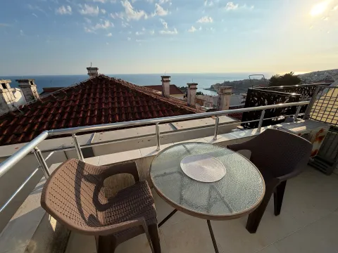 Rent, three bedroom apartment, 50m², Pinješ, Ulcinj - image 1
