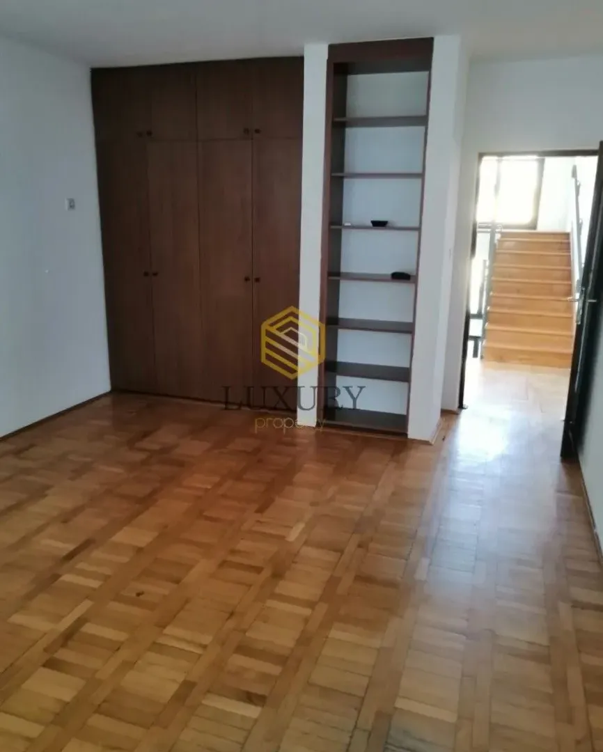 Rent, house, 300m², City Kvart, Podgorica