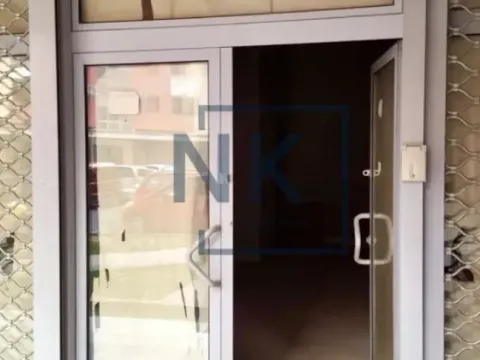 Sale, office space, 44m², Stari Aerodrom, Podgorica