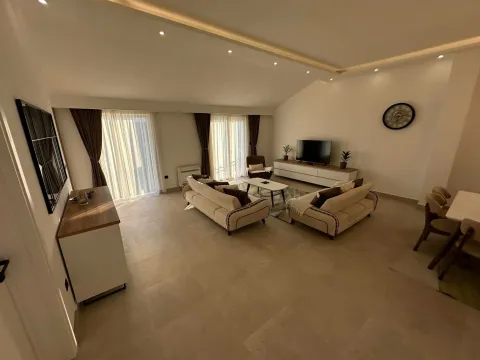 Izdavanje, dvosoban stan, 90m², Seljanovo, Tivat - image 12