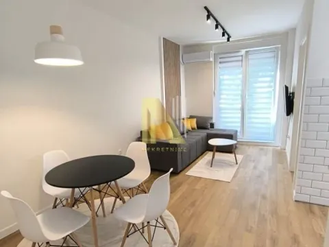 Izdavanje, jednosoban stan, 37m², Kej, Novi Sad Sve Podlokacije