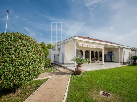 Izdavanje, kuća, 600m², Zeta, Podgorica - image 4