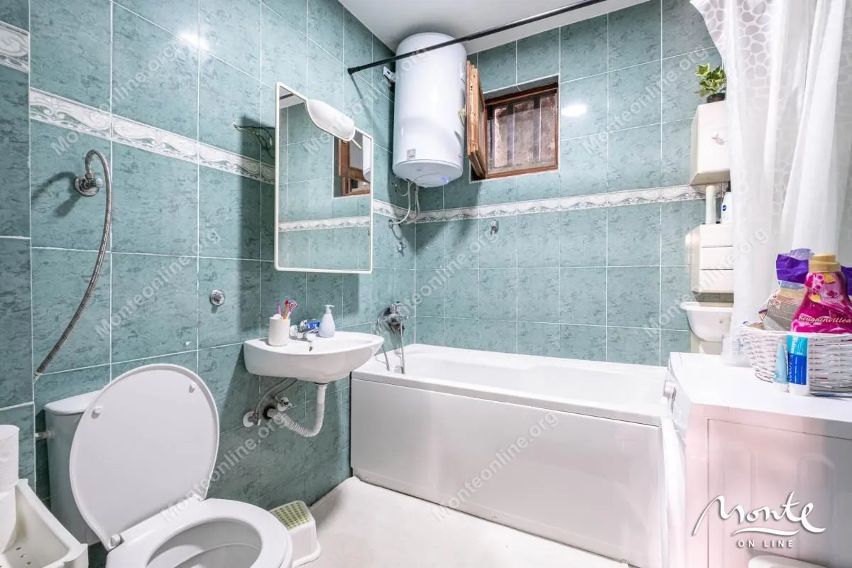 Prodaja, kuća, 153m², Tivat, Crna Gora