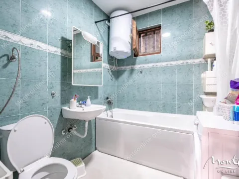 Sale, house, 153m², Tivat, Crna Gora - image 24