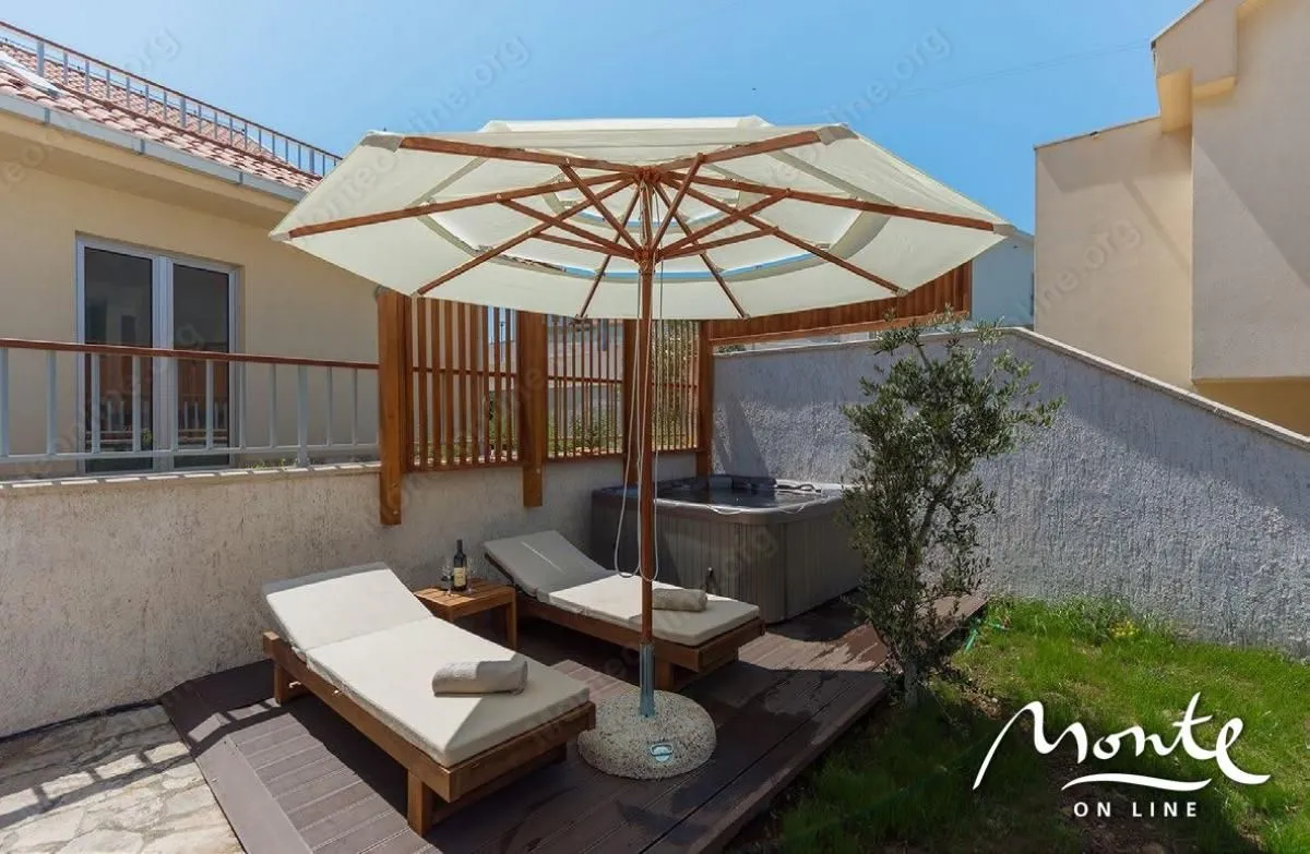 Sale, house, 159m², Sveti Stefan, Budva