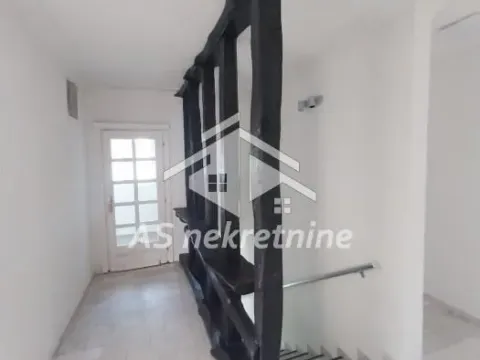Rent, house, 260m², Neimar, Vračar Sve Podlokacije - image 32
