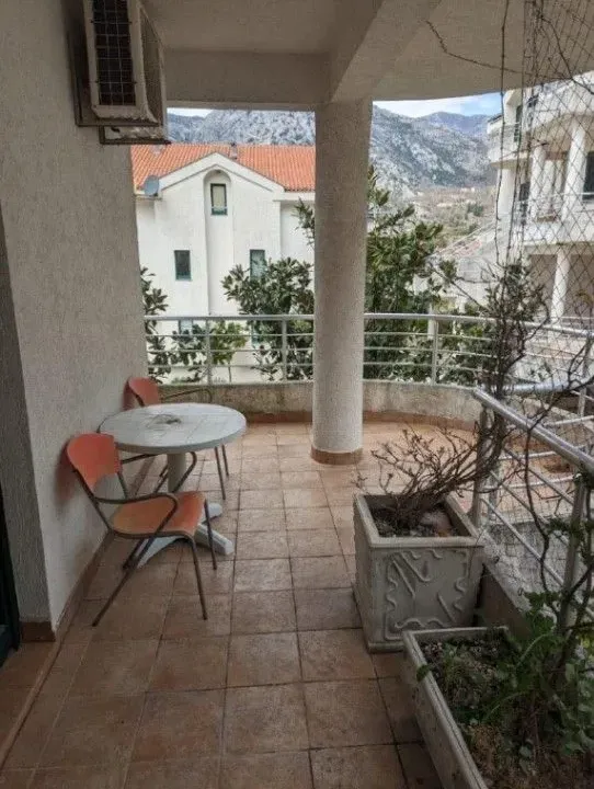 Sale, one bedroom apartment, 89m², Risan, Kotor