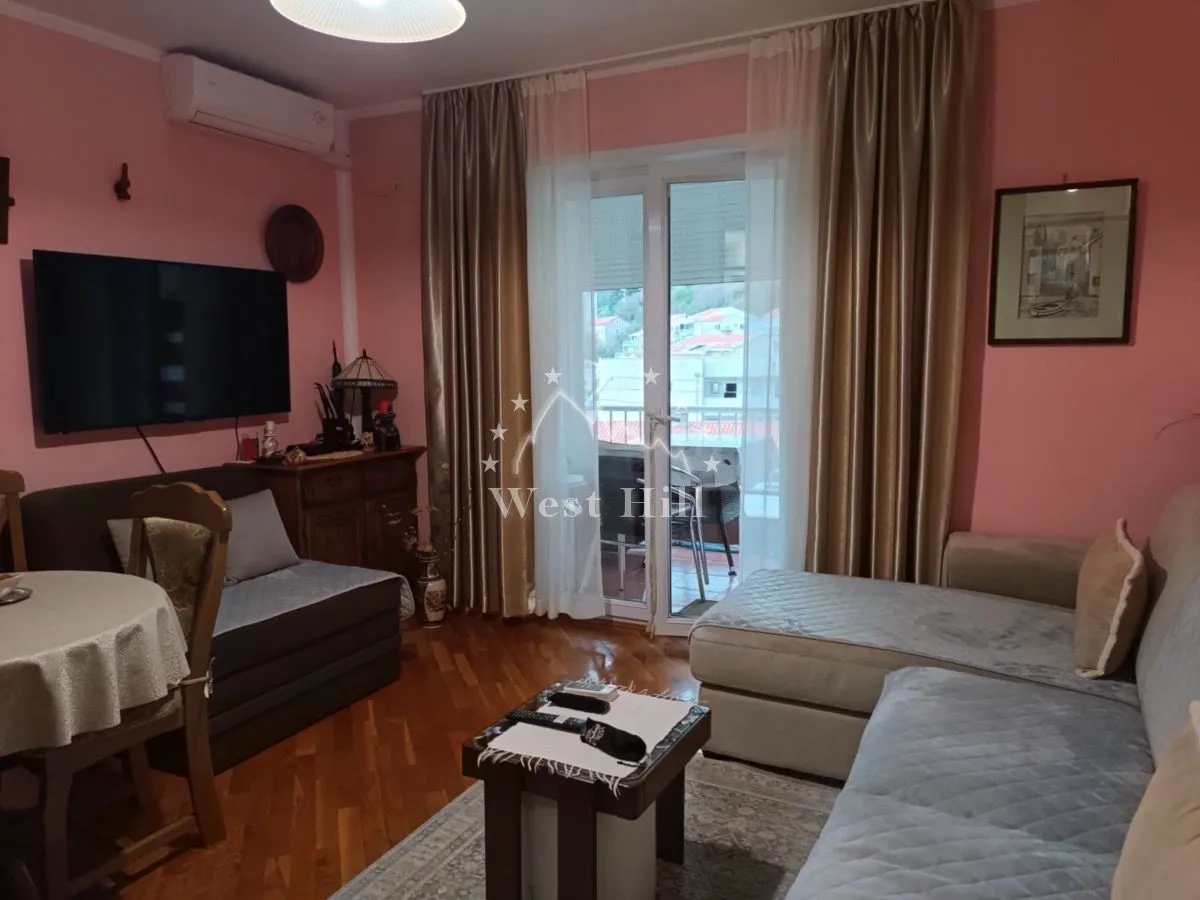 Sale, two bedroom apartment, 50m², Bečići, Budva