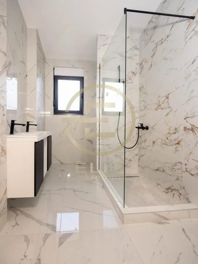 Prodaja, kuća, 143m², Veternik, Novi Sad Sve Podlokacije