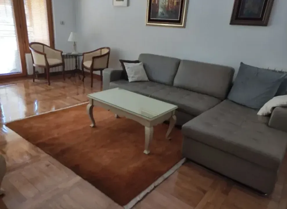 Izdavanje, jednosoban stan, 65m², Preko Morače, Podgorica
