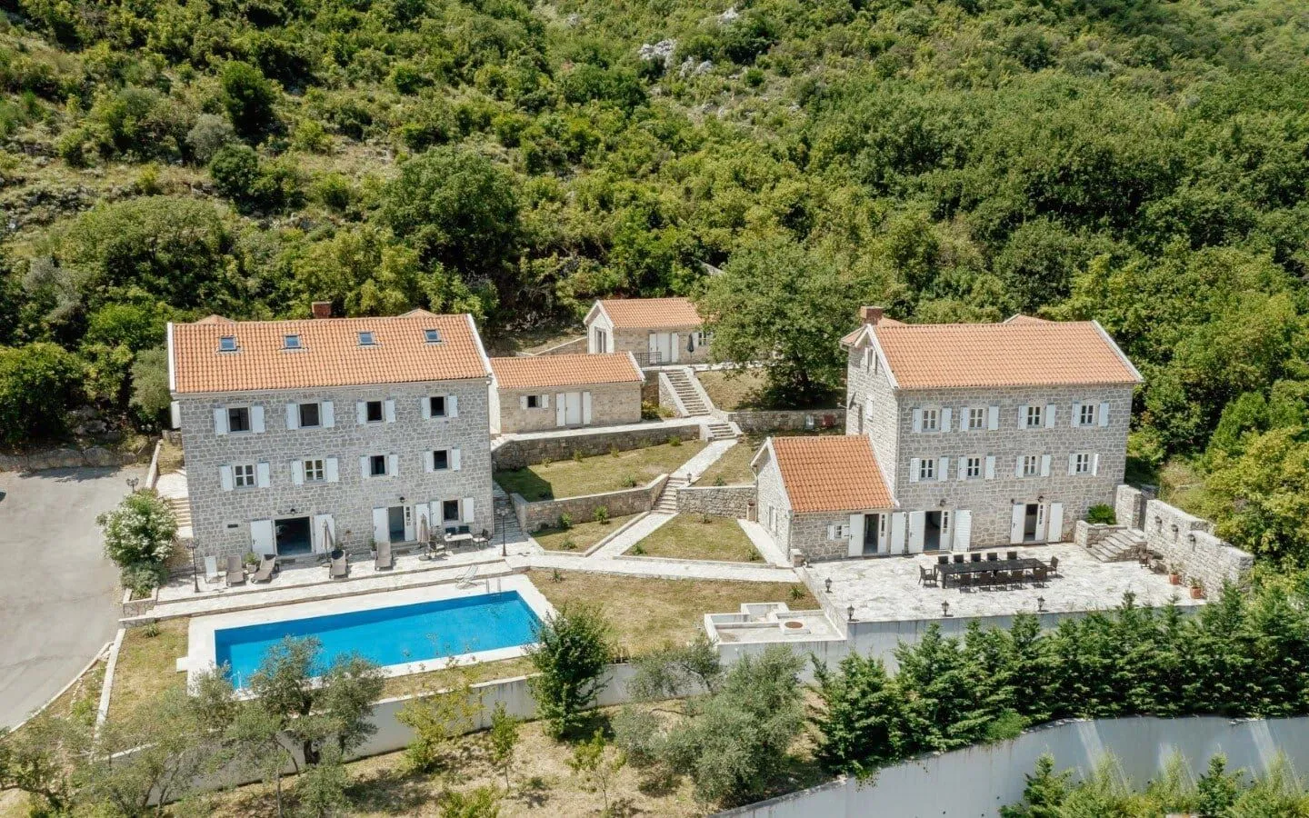 Sale, house, 800m², Prčanj, Kotor