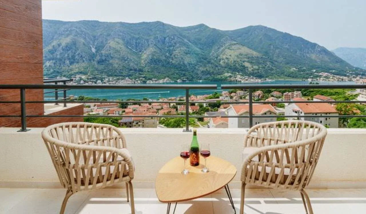 Prodaja, jednosoban stan, 50m², Sveta Vrača, Kotor