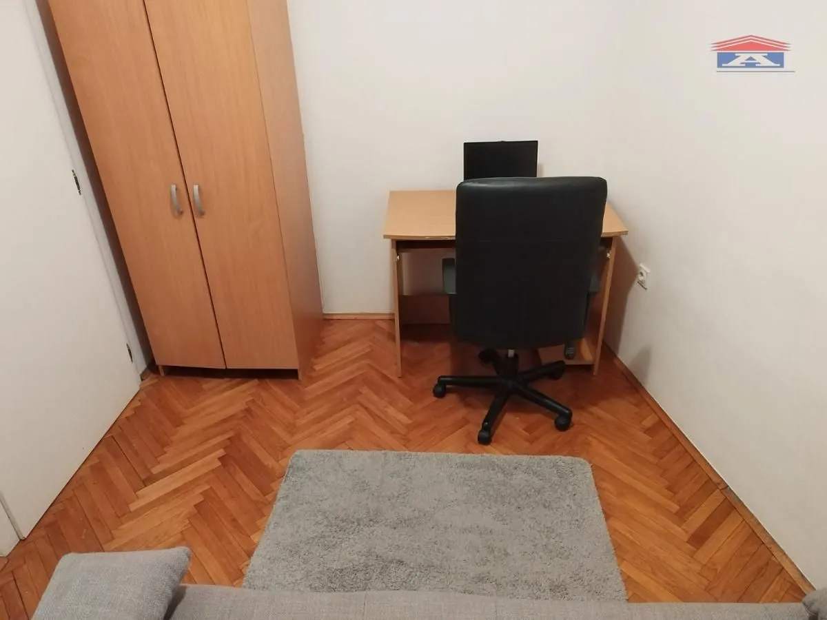 Izdavanje, jednosoban stan, 32m², Grbavica, Novi Sad Sve Podlokacije